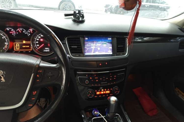 Used Peugeot 508 2011 2.3L Automatic Luxury Edition Audio And AC Panel