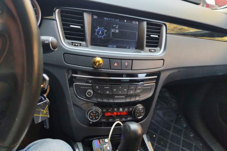 Used Peugeot 508 2011 2.3L Automatic Luxury Edition Audio And AC Panel