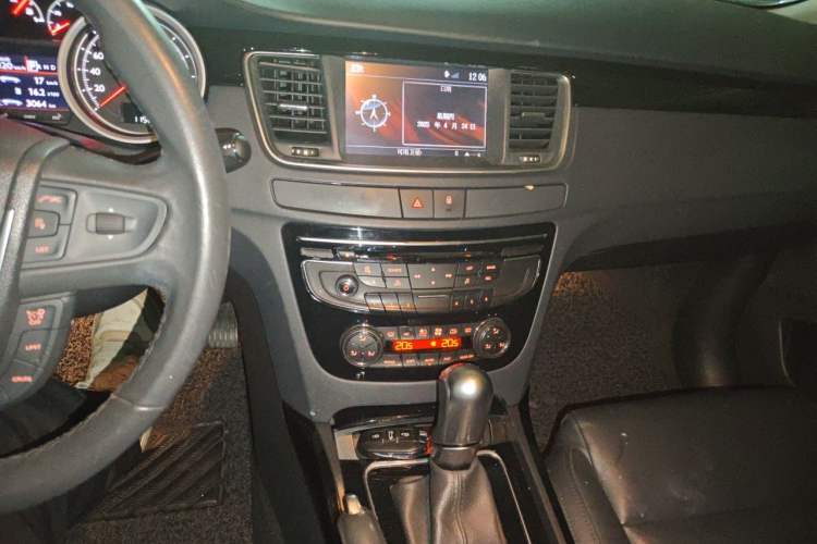Used Peugeot 508 2011 2.3L Automatic Flagship Edition Audio And AC Panel