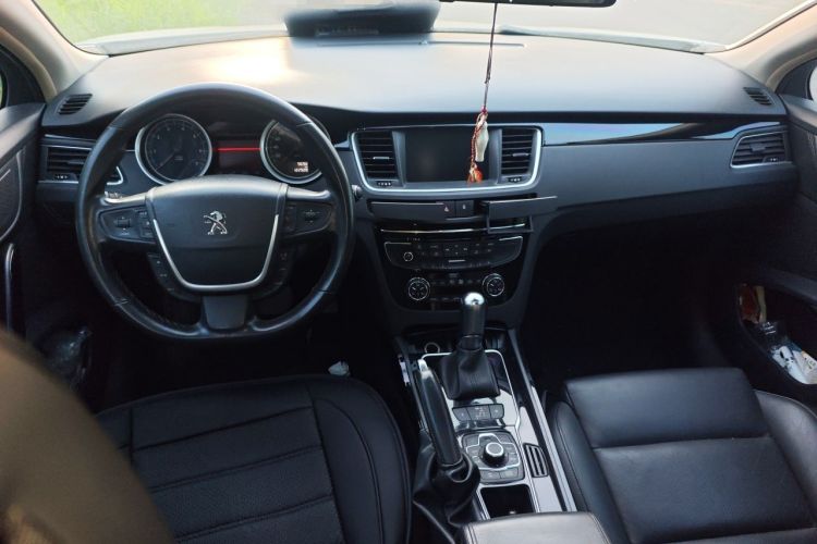 Used Peugeot 508 2011 2.3L Automatic Luxury Edition Center Console