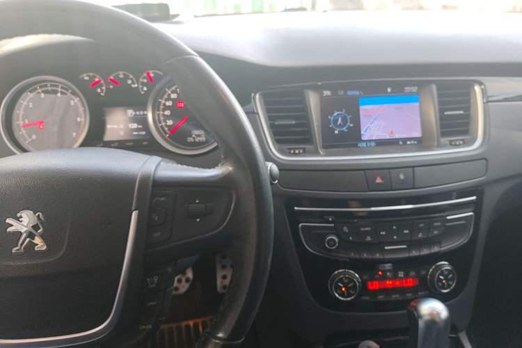Used Peugeot 508 2011 2.3L Automatic Flagship Edition Center Console
