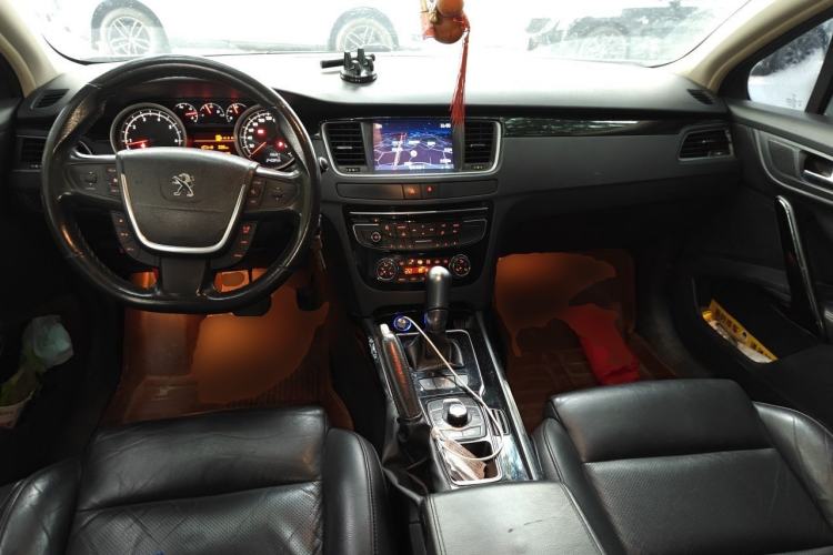 Used Peugeot 508 2011 2.3L Automatic Luxury Edition Center Console