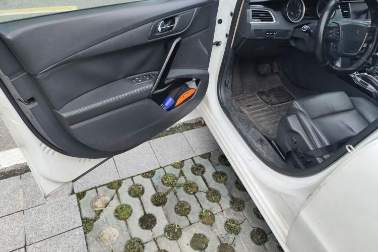 Used Peugeot 508 2011 2.3L Automatic Luxury Edition Driver Seat
