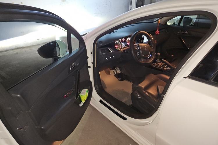 Used Peugeot 508 2011 2.3L Automatic Flagship Edition Driver Seat