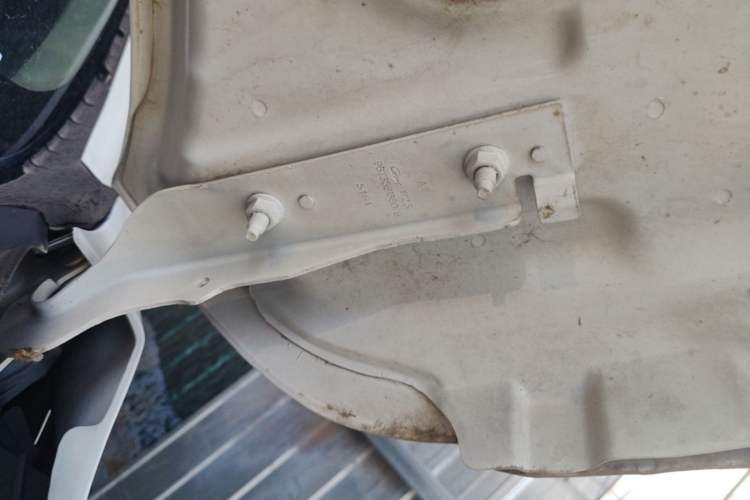 Used Peugeot 508 2011 2.3L Automatic Flagship Edition Engine Bay Left