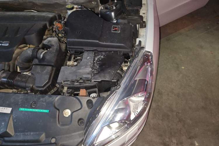 Used Peugeot 508 2011 2.3L Automatic Flagship Edition Engine Bay Left