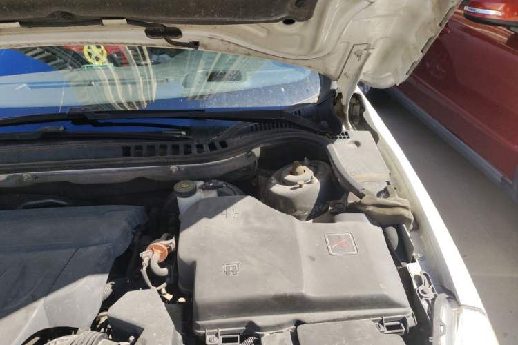 Used Peugeot 508 2011 2.3L Automatic Flagship Edition Engine Bay Left
