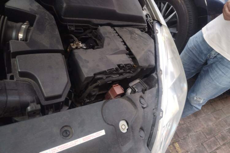 Used Peugeot 508 2011 2.3L Automatic Flagship Edition Engine Bay Left