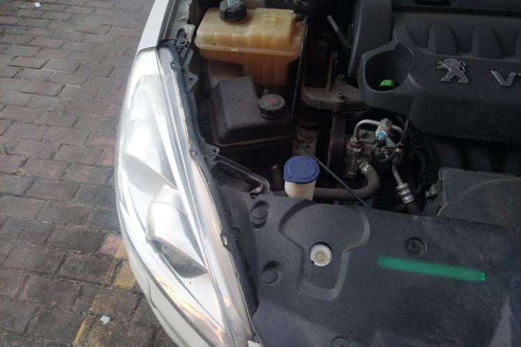 Used Peugeot 508 2011 2.3L Automatic Flagship Edition Engine Bay Right