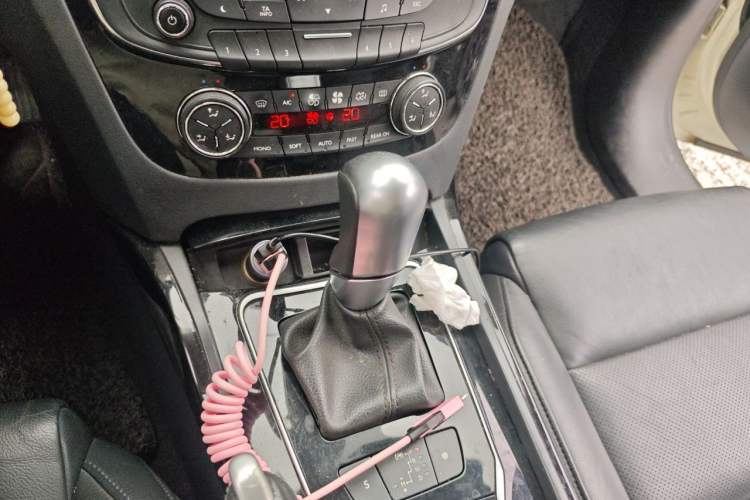 Used Peugeot 508 2011 2.3L Automatic Luxury Edition Gear Lever
