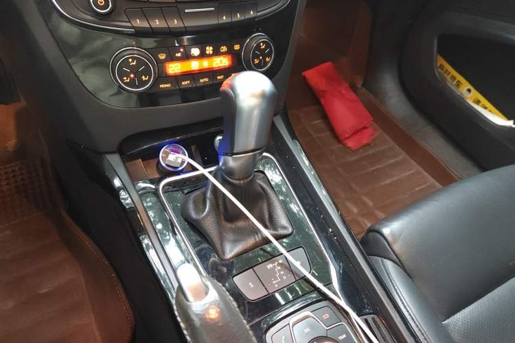 Used Peugeot 508 2011 2.3L Automatic Luxury Edition Gear Lever