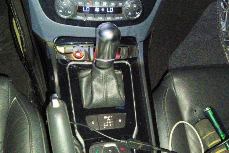 Used Peugeot 508 2011 2.3L Automatic Flagship Edition Gear Lever