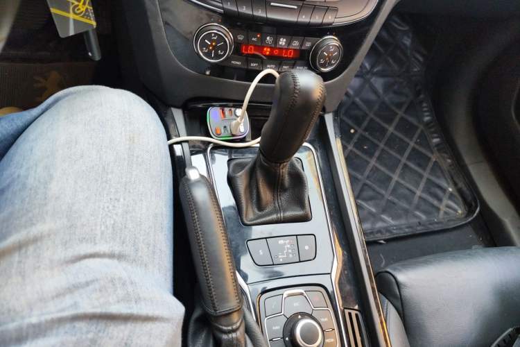 Used Peugeot 508 2011 2.3L Automatic Luxury Edition Gear Lever