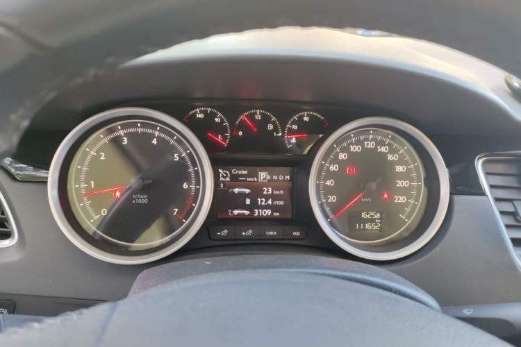 Used Peugeot 508 2011 2.3L Automatic Flagship Edition Instrument Cluster