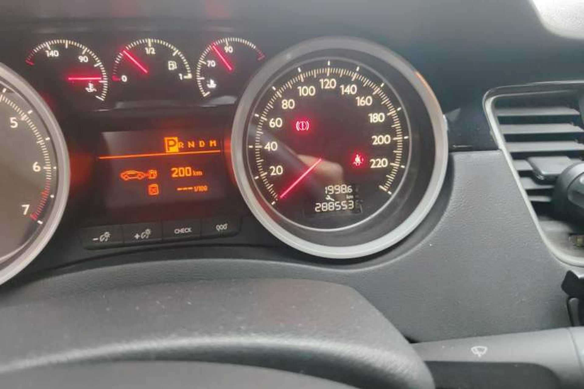 Used Peugeot 508 2011 2.3L Automatic Luxury Edition Odometer Close Up
