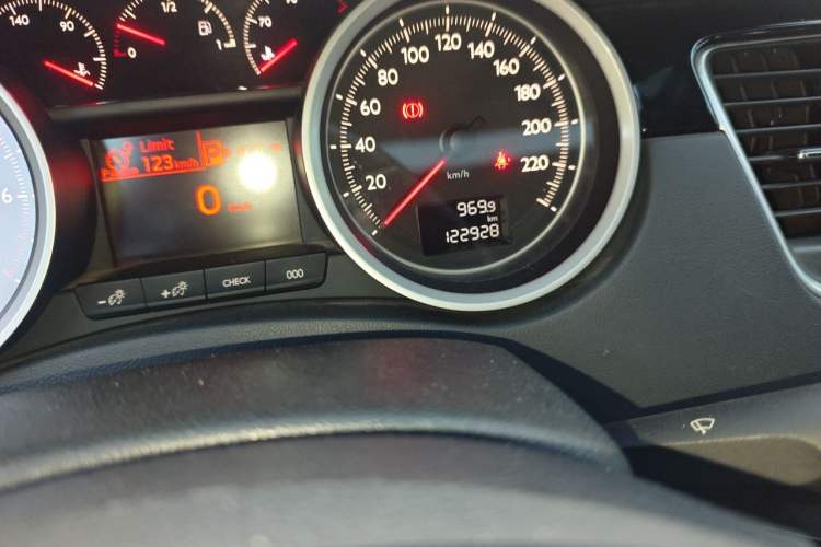 Used Peugeot 508 2011 2.3L Automatic Luxury Edition Odometer Close Up