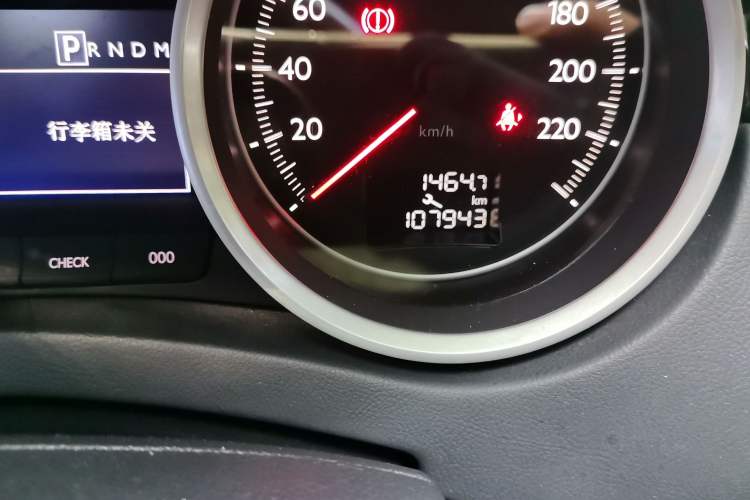 Used Peugeot 508 2011 2.3L Automatic Flagship Edition Odometer Close Up