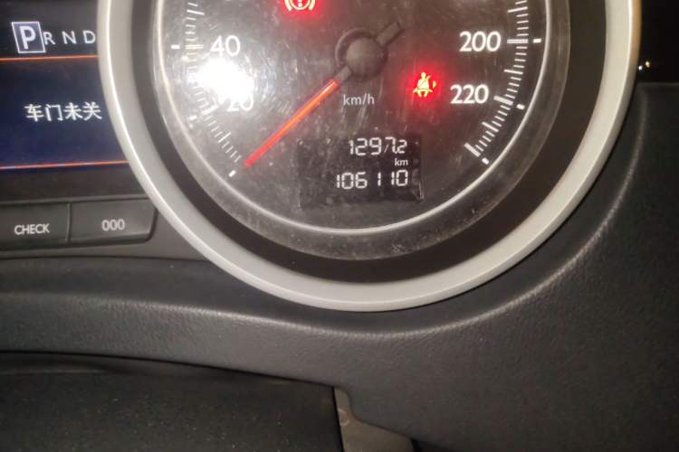 Used Peugeot 508 2011 2.3L Automatic Flagship Edition Odometer Close Up