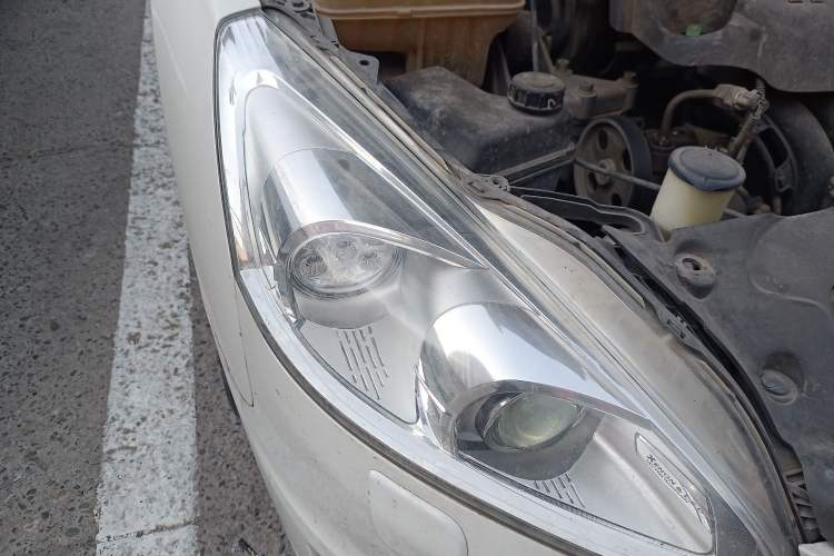 Used Peugeot 508 2011 2.3L Automatic Flagship Edition Right Front Headlight