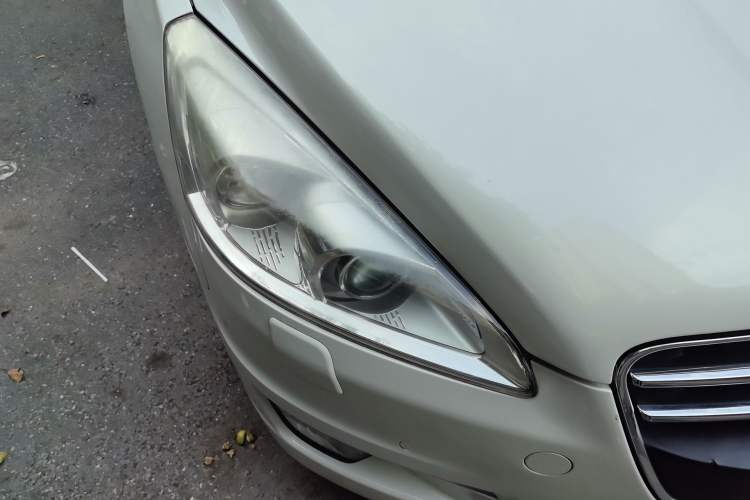 Used Peugeot 508 2011 2.3L Automatic Flagship Edition Right Front Headlight