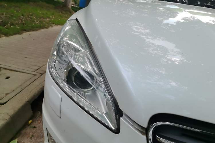 Used Peugeot 508 2011 2.3L Automatic Flagship Edition Right Front Headlight