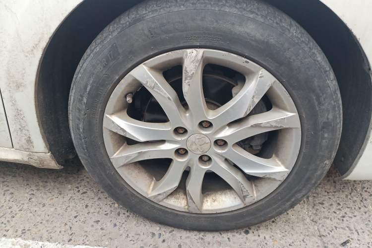 Used Peugeot 508 2011 2.3L Automatic Flagship Edition Right Front Wheel Hub