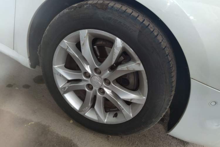 Used Peugeot 508 2011 2.3L Automatic Flagship Edition Right Front Wheel Hub