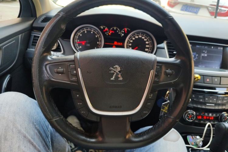 Used Peugeot 508 2011 2.3L Automatic Luxury Edition Steering Wheel