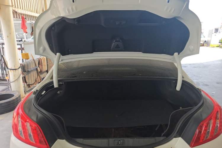 Used Peugeot 508 2011 2.3L Automatic Flagship Edition Trunk