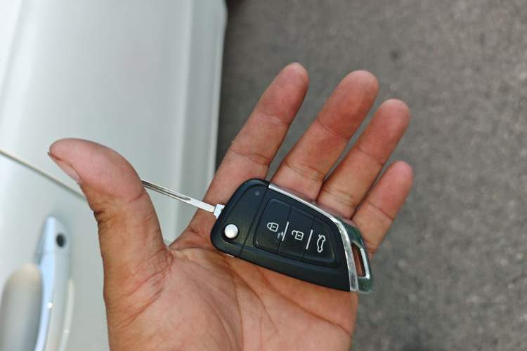 Used Peugeot 508 2011 2.3L Automatic Luxury Edition Vehicle Key