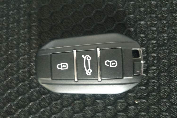 Used Peugeot 508 2011 2.3L Automatic Flagship Edition Vehicle Key