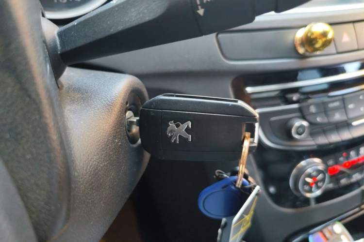 Used Peugeot 508 2011 2.3L Automatic Luxury Edition Vehicle Key