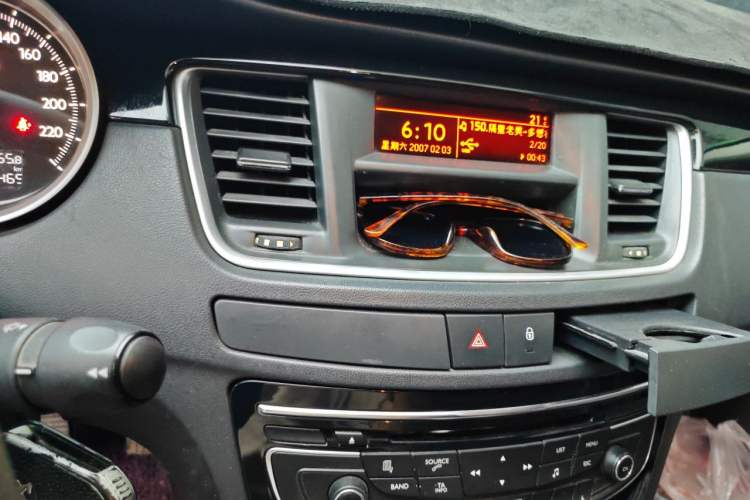 Used Peugeot 508 2012 2.0L Automatic Classic Edition Audio And AC Panel