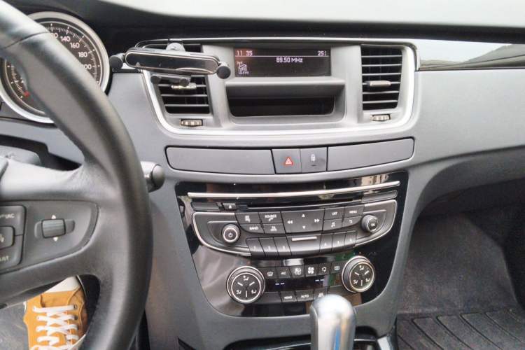 Used Peugeot 508 2012 2.0L Automatic Sunroof Classic Edition Audio And AC Panel