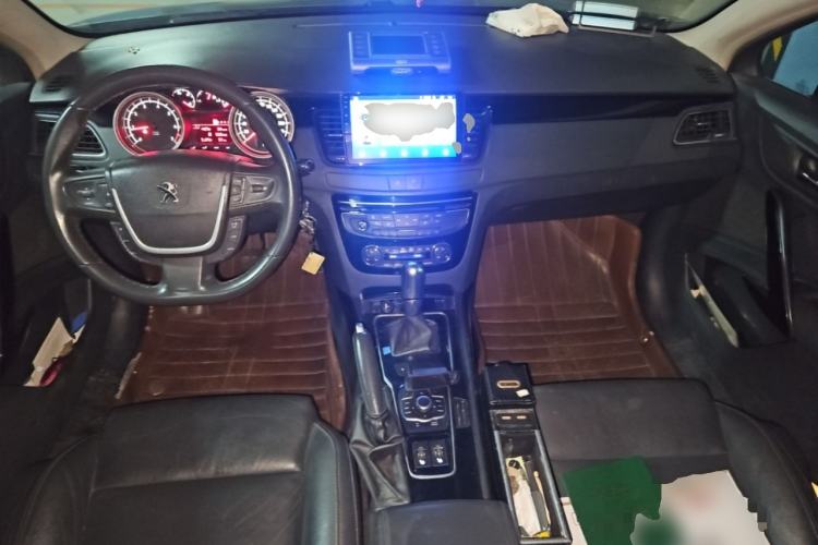 Used Peugeot 508 2012 2.3L Automatic Smart Edition Center Console