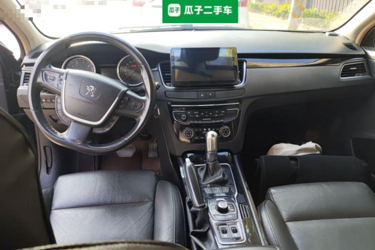Used Peugeot 508 2012 2.3L Automatic Smart Edition Center Console