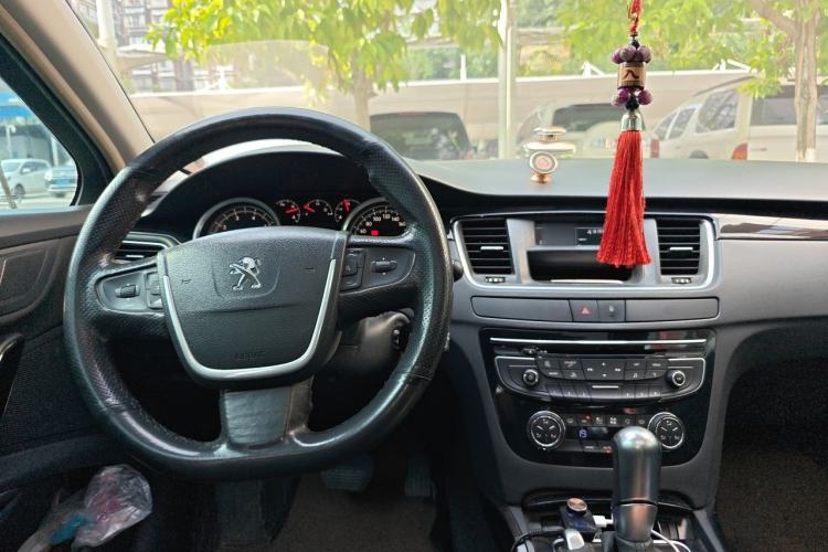 Used Peugeot 508 2012 2.0L Automatic Sunroof Classic Edition Center Console