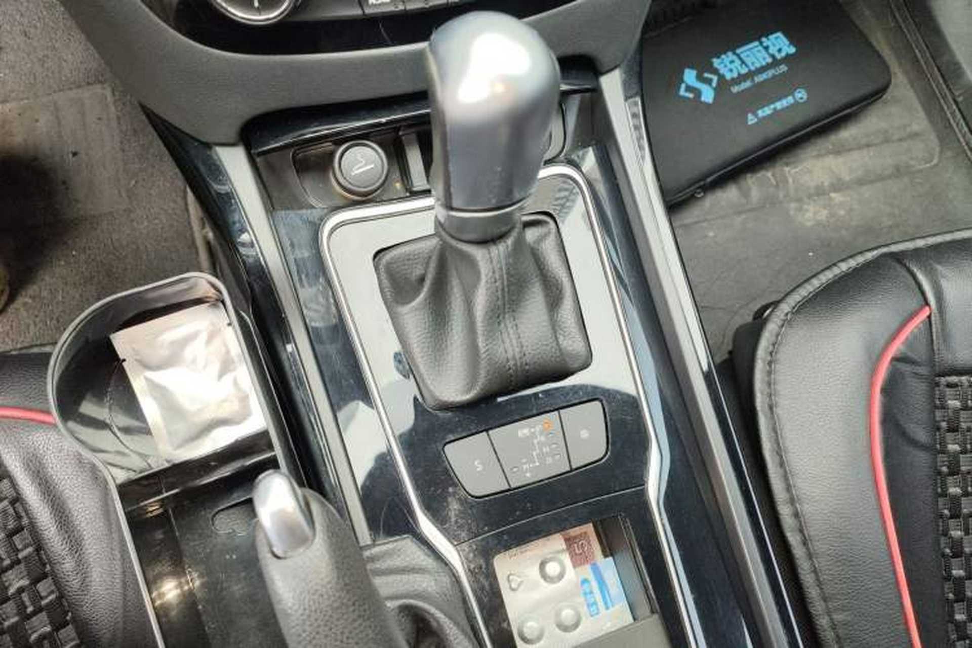 Used Peugeot 508 2012 2.0L Automatic Sunroof Classic Edition Gear Lever