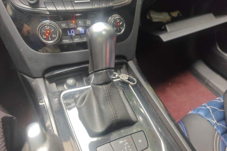 Used Peugeot 508 2012 2.3L Automatic Smart Edition Gear Lever