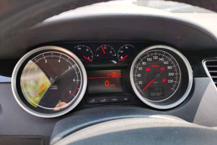 Used Peugeot 508 2012 2.0L Automatic Luxury Edition Instrument Cluster