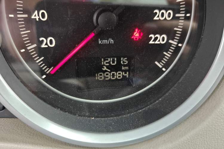Used Peugeot 508 2012 2.0L Automatic Smart Enjoyment Version Odometer Close Up