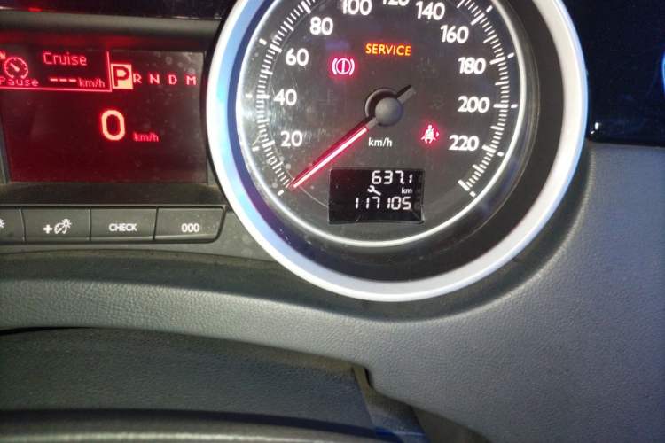 Used Peugeot 508 2012 2.0L Automatic Smart Enjoyment Version Odometer Close Up