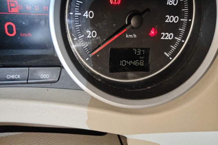 Used Peugeot 508 2012 2.0L Automatic Smart Enjoyment Version Odometer Close Up