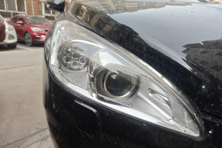 Used Peugeot 508 2012 2.0L Automatic Smart Enjoyment Version Right Front Headlight