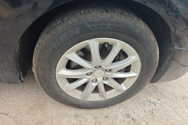 Used Peugeot 508 2012 2.0L Automatic Sunroof Classic Edition Right Front Wheel Hub