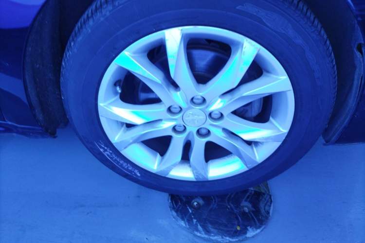 Used Peugeot 508 2012 2.0L Automatic Smart Enjoyment Version Right Front Wheel Hub