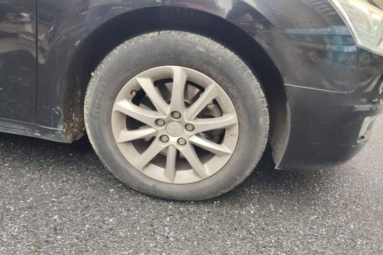 Used Peugeot 508 2012 2.0L Automatic Sunroof Classic Edition Right Front Wheel Hub