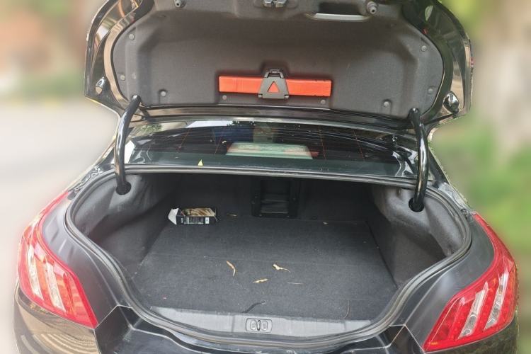 Used Peugeot 508 2012 2.0L Automatic Luxury Edition Trunk