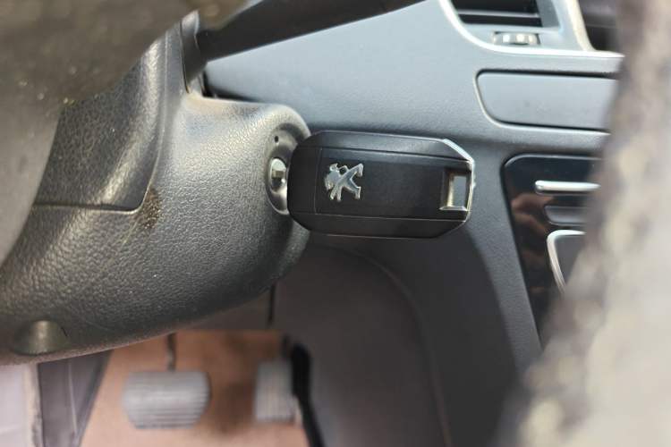 Used Peugeot 508 2012 2.0L Automatic Sunroof Classic Edition Vehicle Key