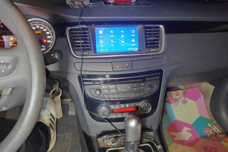 Used Peugeot 508 2012 2.0L Automatic Classic Edition Audio And AC Panel